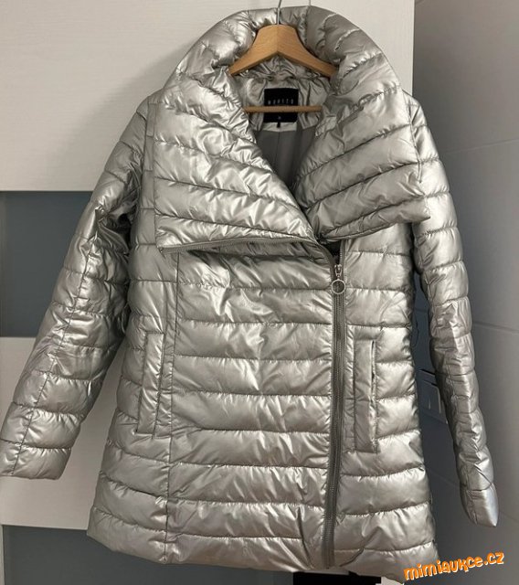 Stříbrná zimní bunda Mohito vel. S