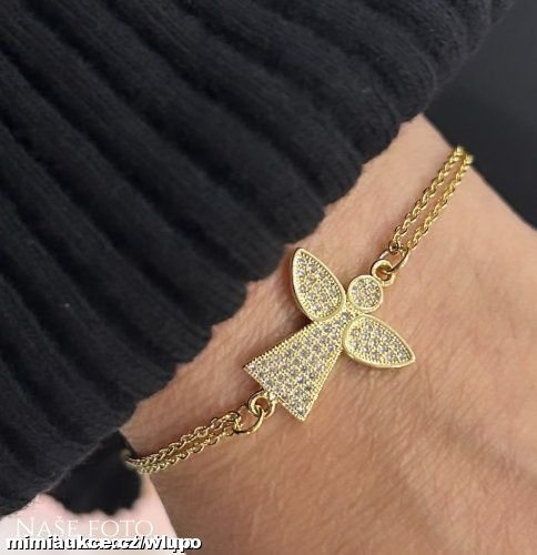 Pozlacený náramek  z chirurgické oceli s Andělíčkem