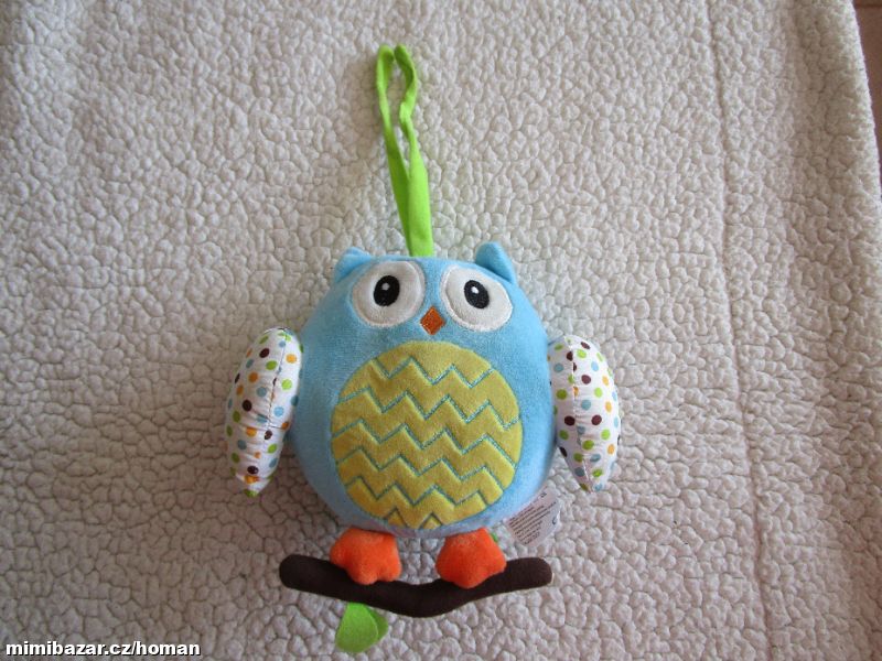 Hrající plyšová heboučká sova k zavěšení, jakonová