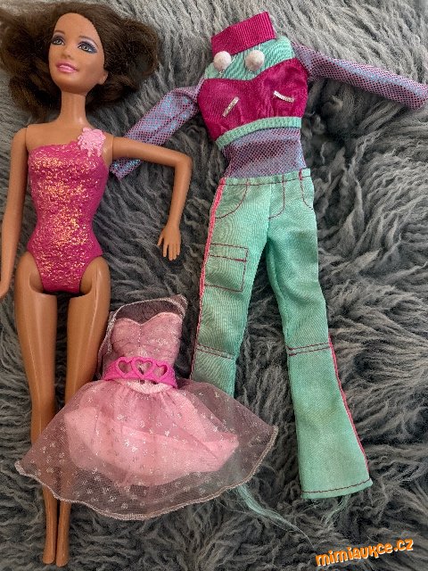 Barbie vcetne original oblecku za Vaši cenu
